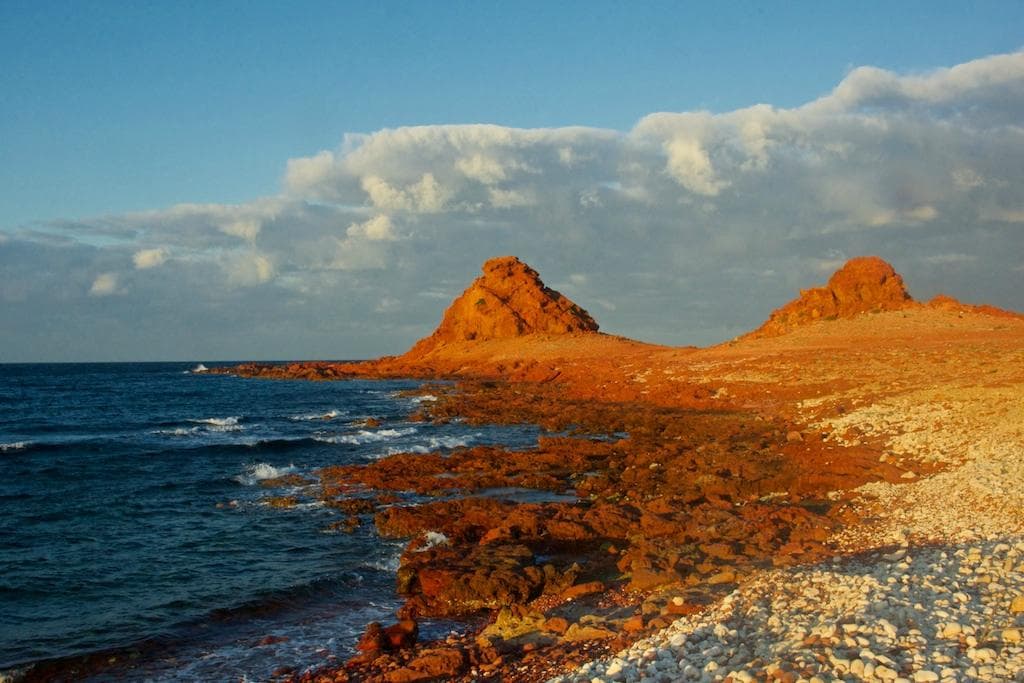 Dihamri: bay at sunset