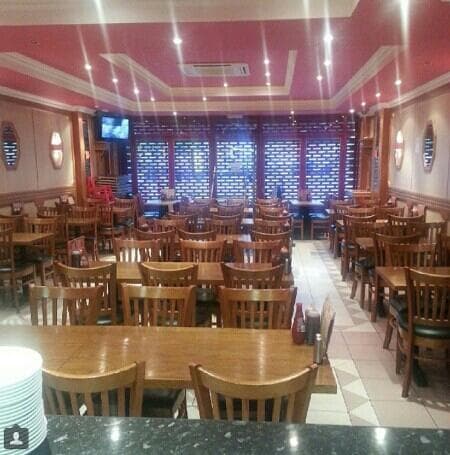 Rhona' Cafe & Restaurant