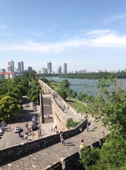 October Holiday, busy wall