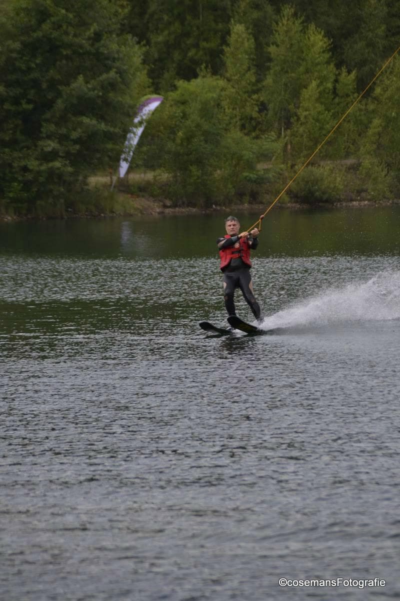waterskiing