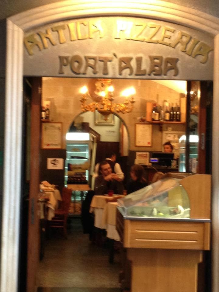 sforniamo Pizze da 275 anni