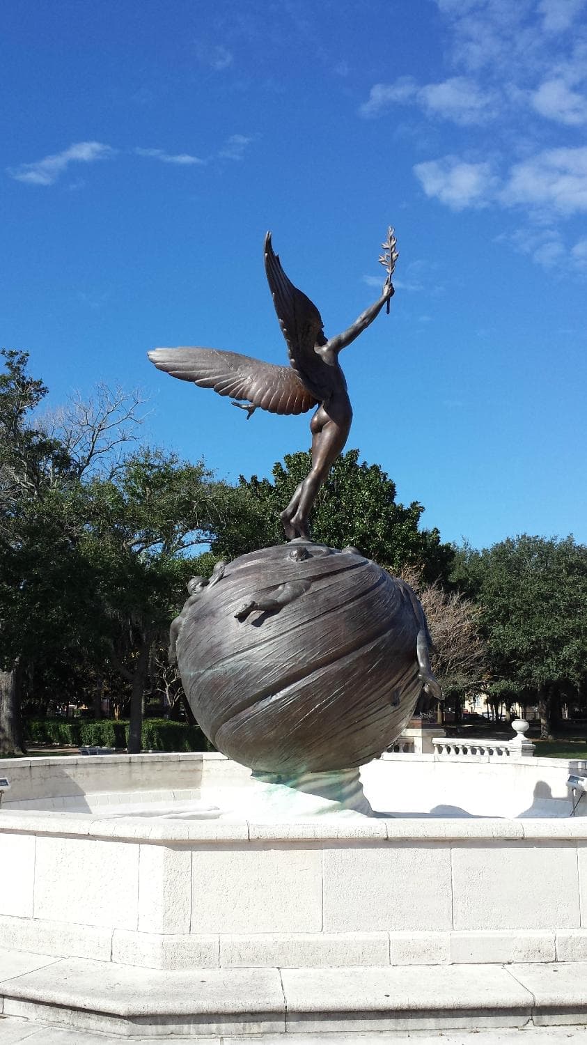 Memorial  Statue