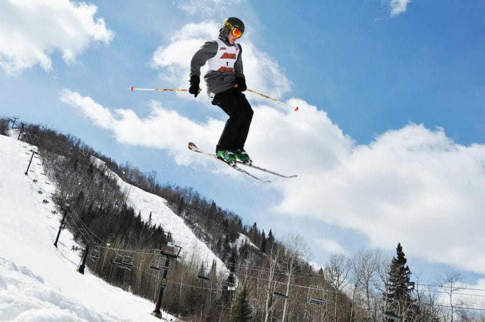 Loch Lomond's Loch Stock and Two Open Bar Rails Comp