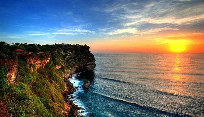 Sunset Pura Uluwatu