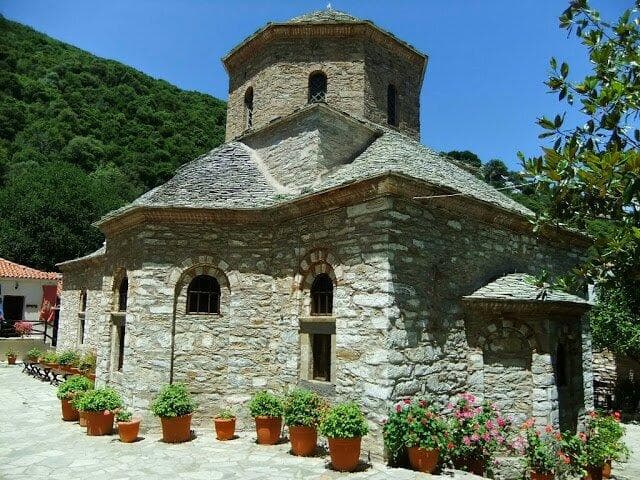 Chapel in the centre of this small monastery