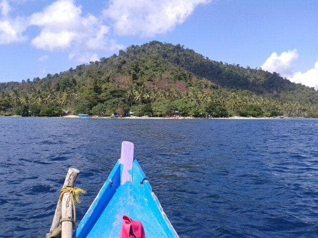 Getting close to Kelagian island
