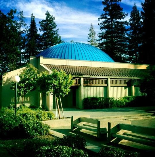 Fujitsu Planetarium - Astronomy and Laser Shows