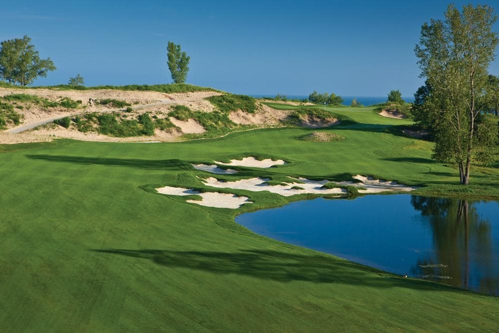 Hole #7 with Lake Michigan in the background