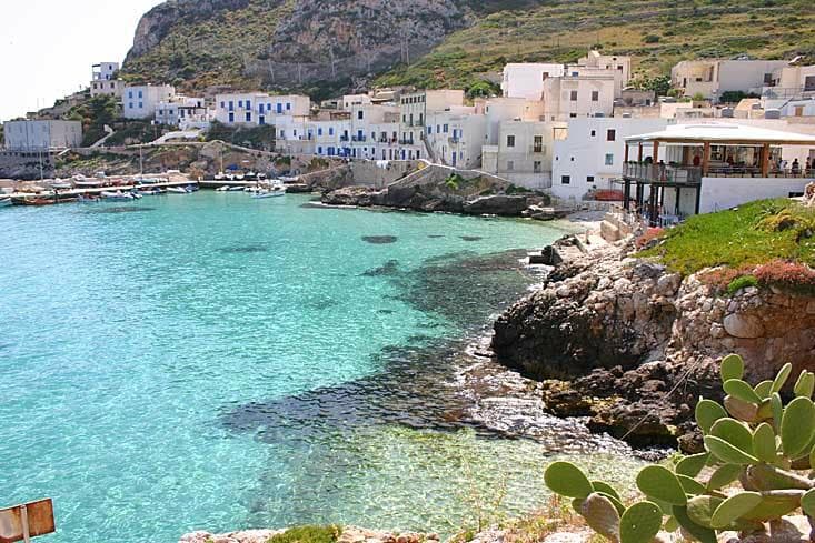 Hafen von Levanzo