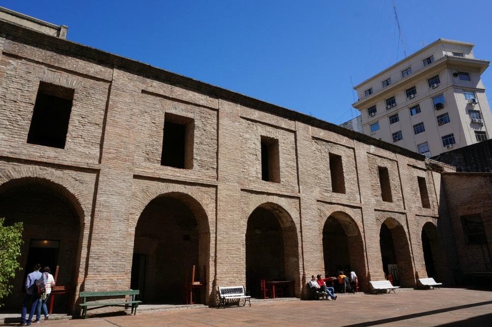 Manzana de Las Luces