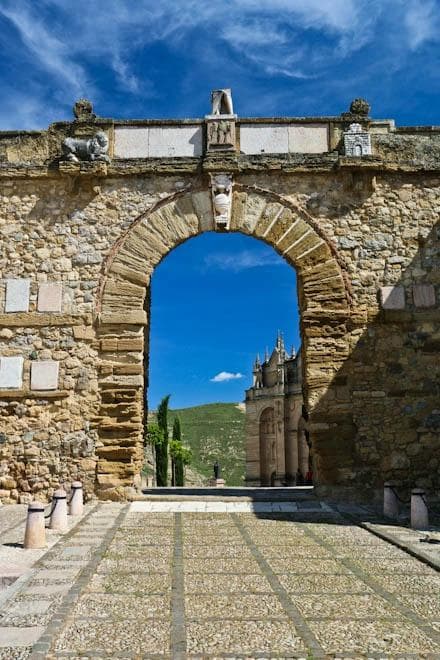 Арка Гигантов