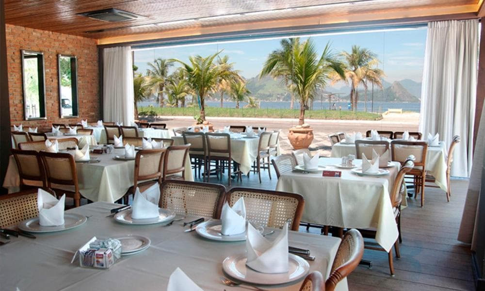 Salão da frente do Mocellin em São Francisco