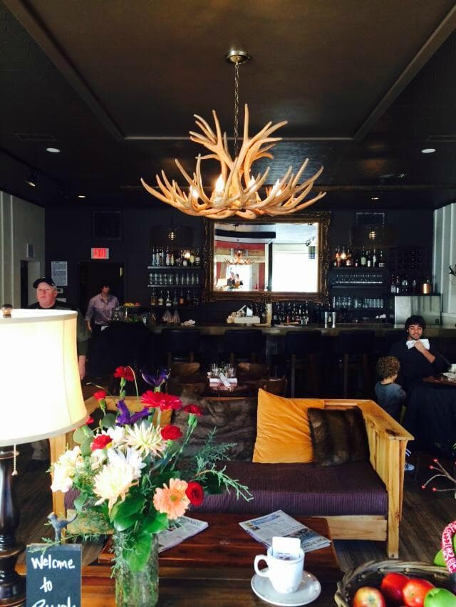 Cozy dining room at Ranch