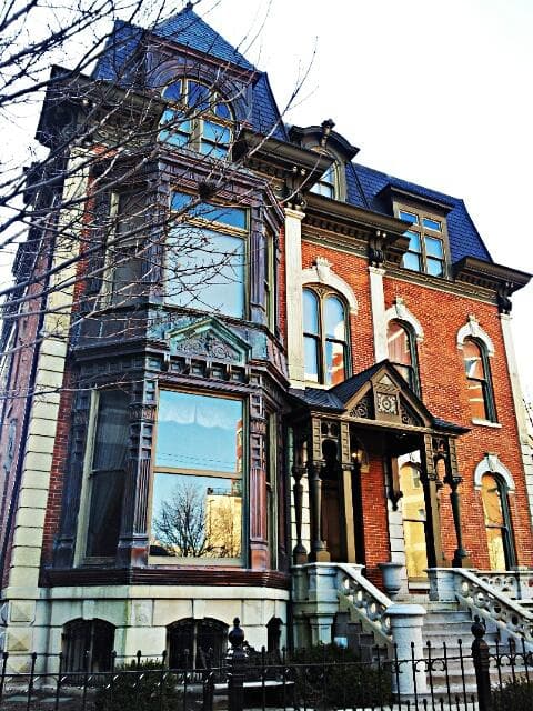 Prairie Ave