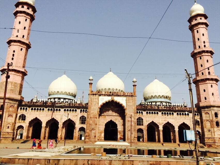 Moti Masjid