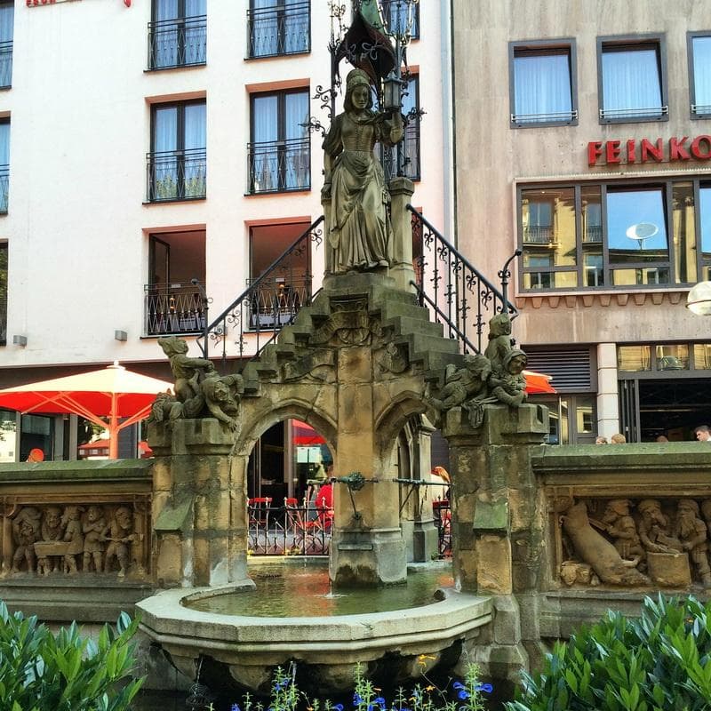 женщины, не пугайте гномов