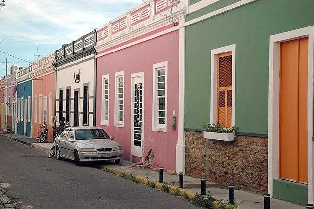 Lindas casinhas coloridas