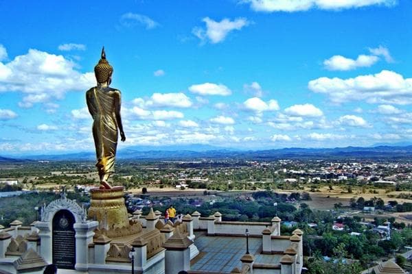 พระธาตุเขาน้อย