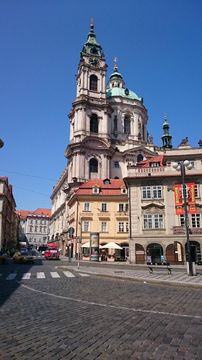 Малостранская площадь