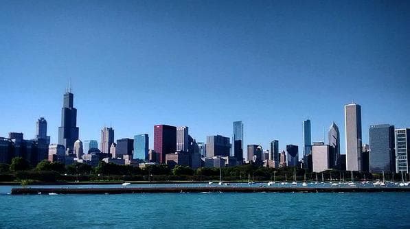 Hyde Park + Chicago Skyline