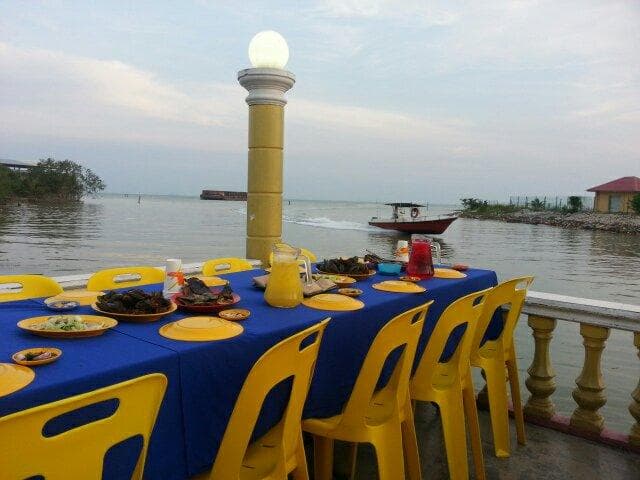 Ikan Bakar Muara Sg Duyung
