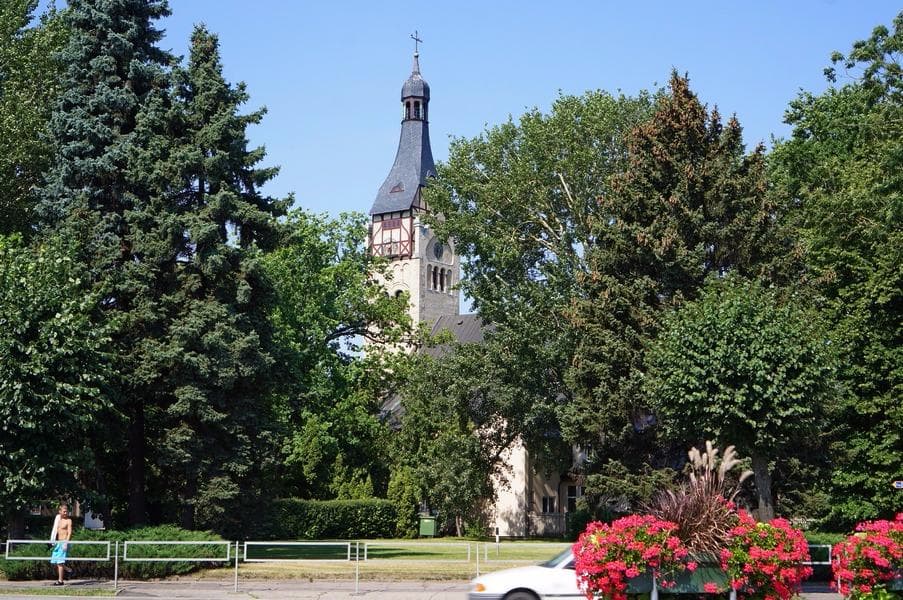 Вид на церковь