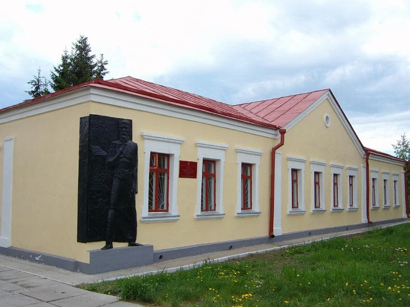 Здание литературного музея