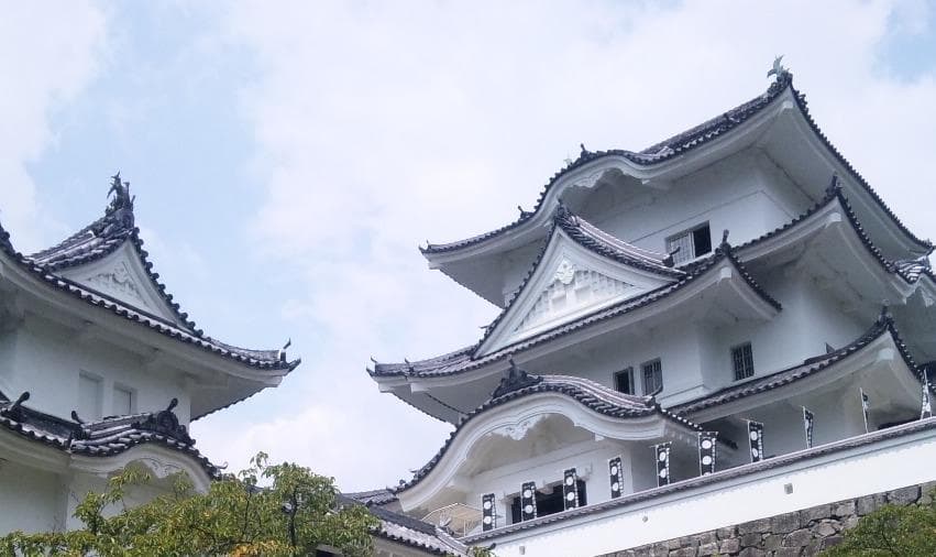 上野公園のシンボル、上野城です