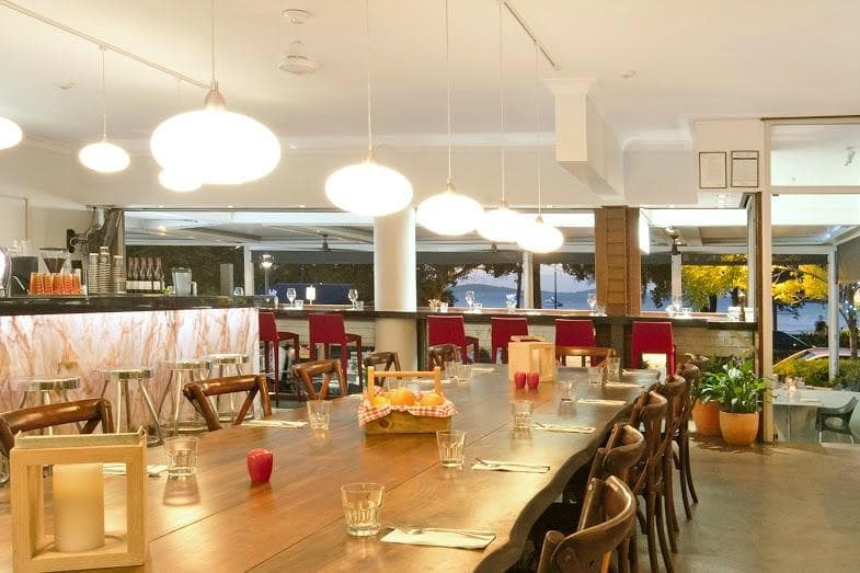 Bar & Long Table