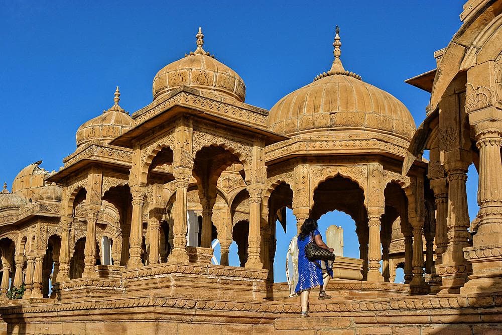 Bada Bagh cenotaphs closeup