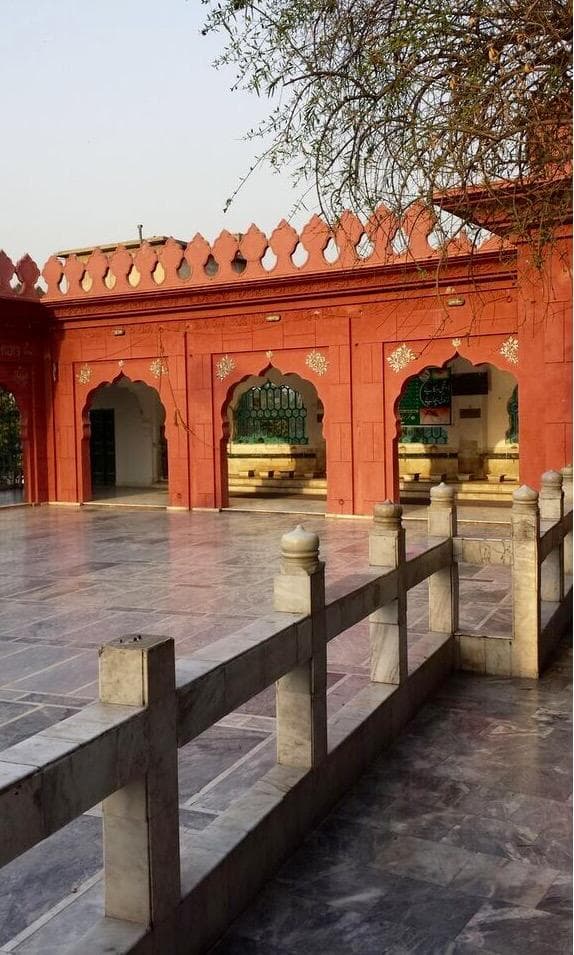 Tomb of Baba Shah Jamal