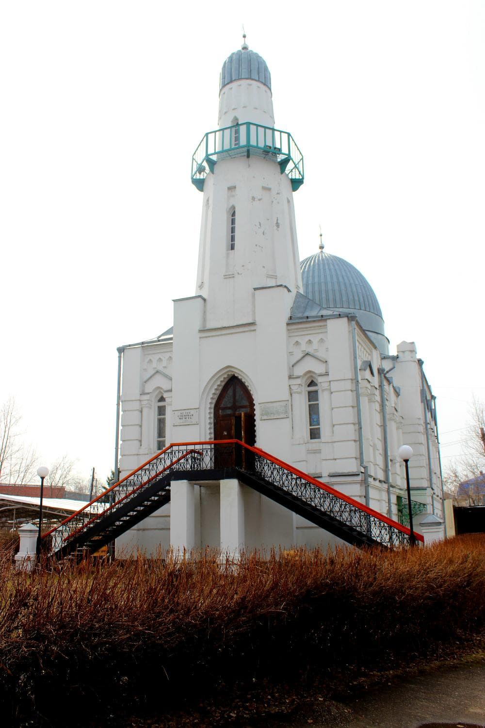 Вход в мечеть