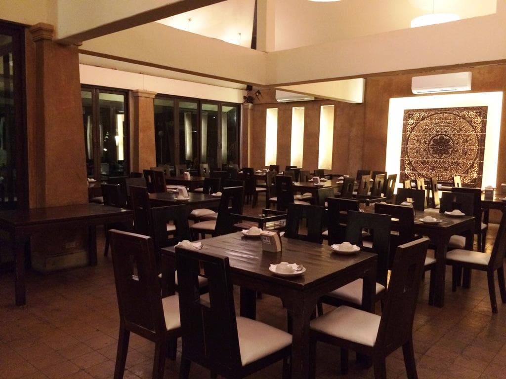 Air Con Dining Room.