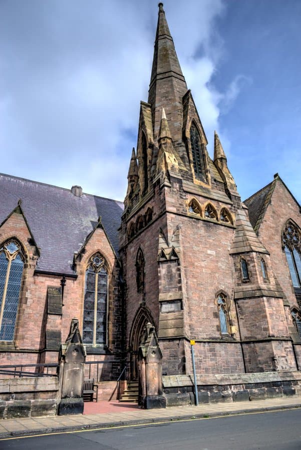 Approaching the Berwick Parish Church from outside