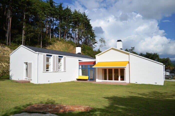 聖地巡礼。

北欧家具だけではなく、その生活様式や文化を学べる場所を提供したいとの思いから発足したプロジェクトが、高山フィン・ユール邸。