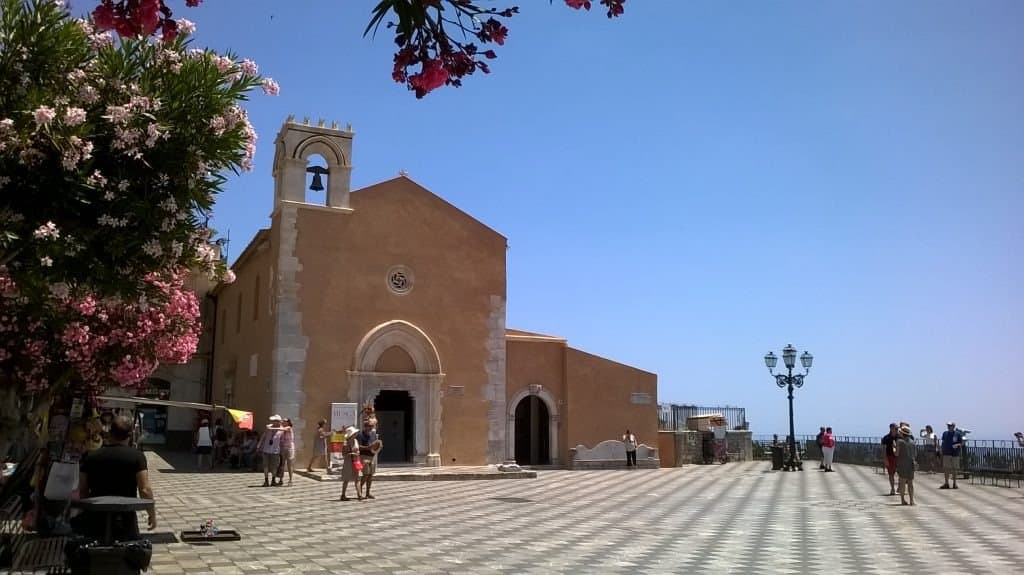 chiesa ora biblioteca