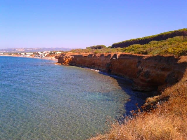 La falesia verso spiaggi Platamona