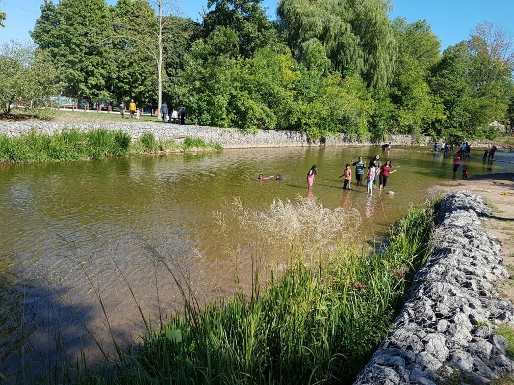 Creditview river and the park
