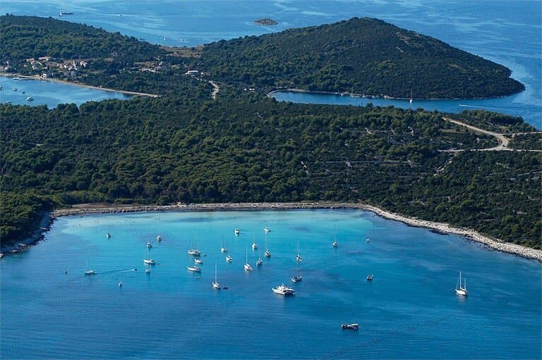 Sakarun Beach