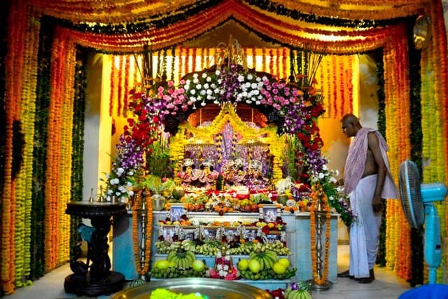 Iskcon temple kharghar is popular for quite and peaceful place.