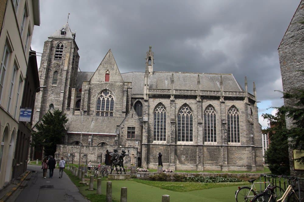 Majestic church!