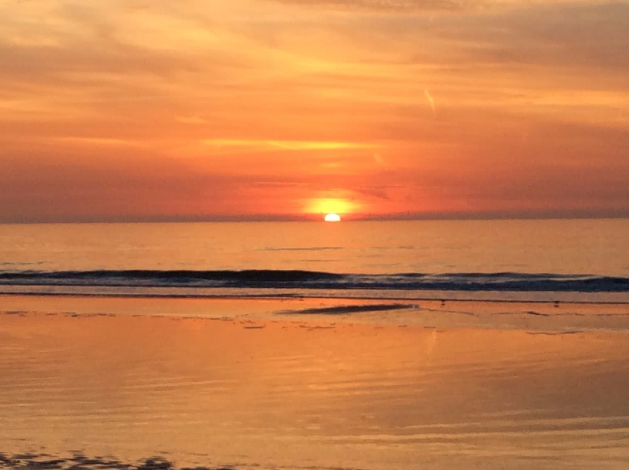 Der wundervolle breite, saubere und lange Strand von Bergen aan Zee