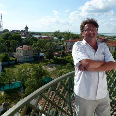 Pernes Arin - Travel Guide - Mountain Guide