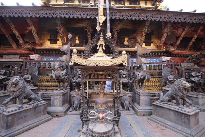 Inner courtyard