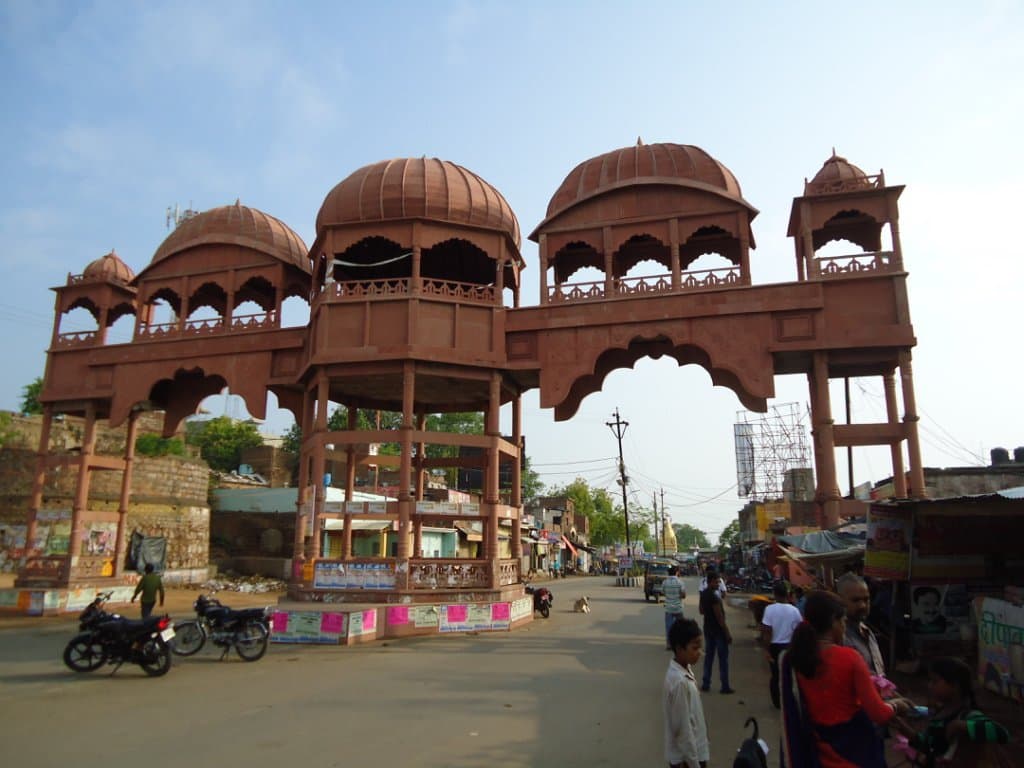 Near the Peeth on the Main Road.