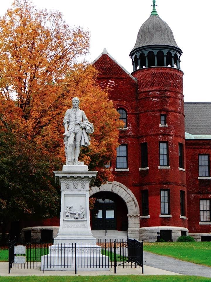 Robert Burns Memorial at Vt History Center