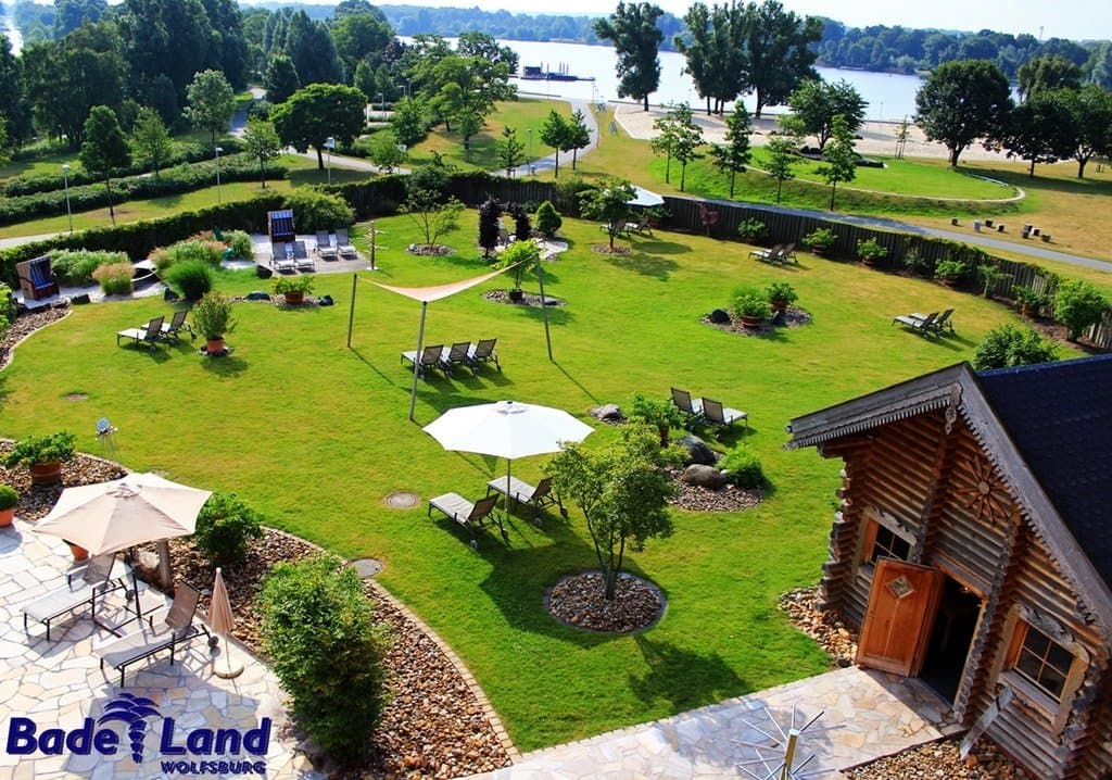 Saunagarten mit Blick zum Allersee