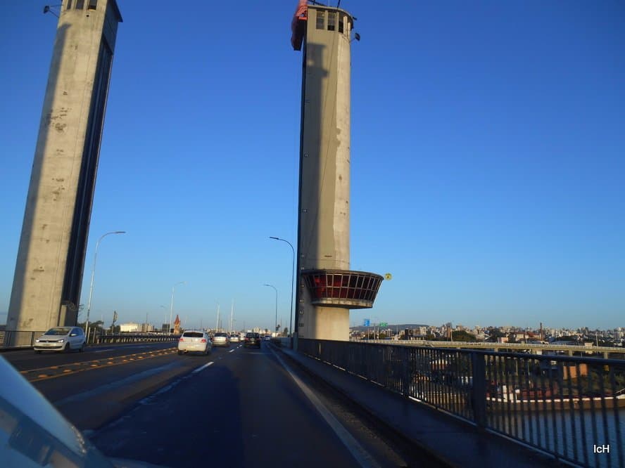 Ponte do Guaíba