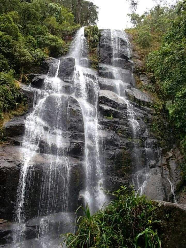 Cachoeira de Deus Penedo