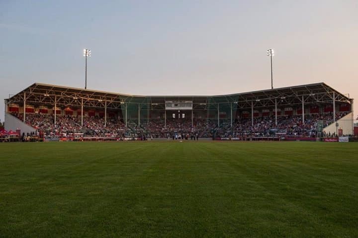 Stade Stéréo +